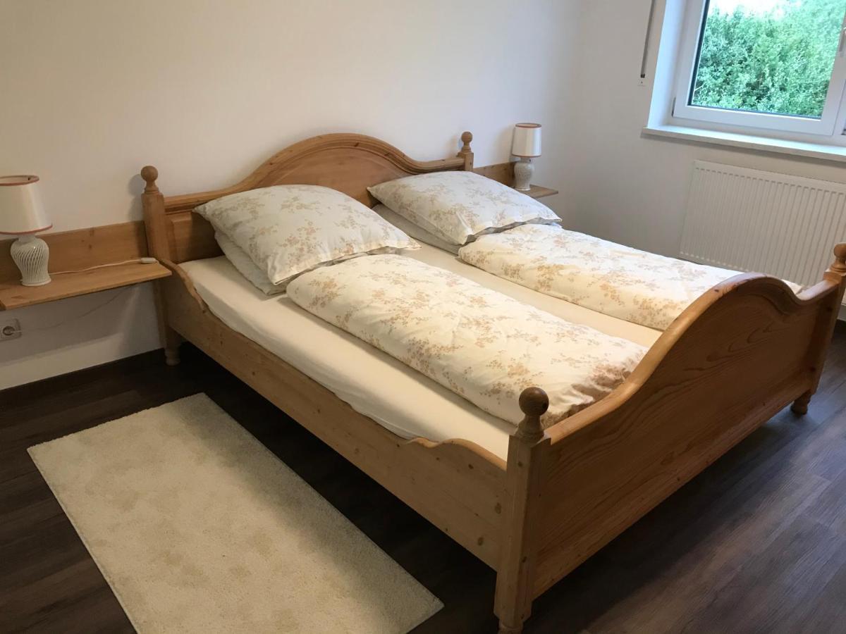 Ferienwohnung „Frosch“ Neukirchen-Balbini Εξωτερικό φωτογραφία